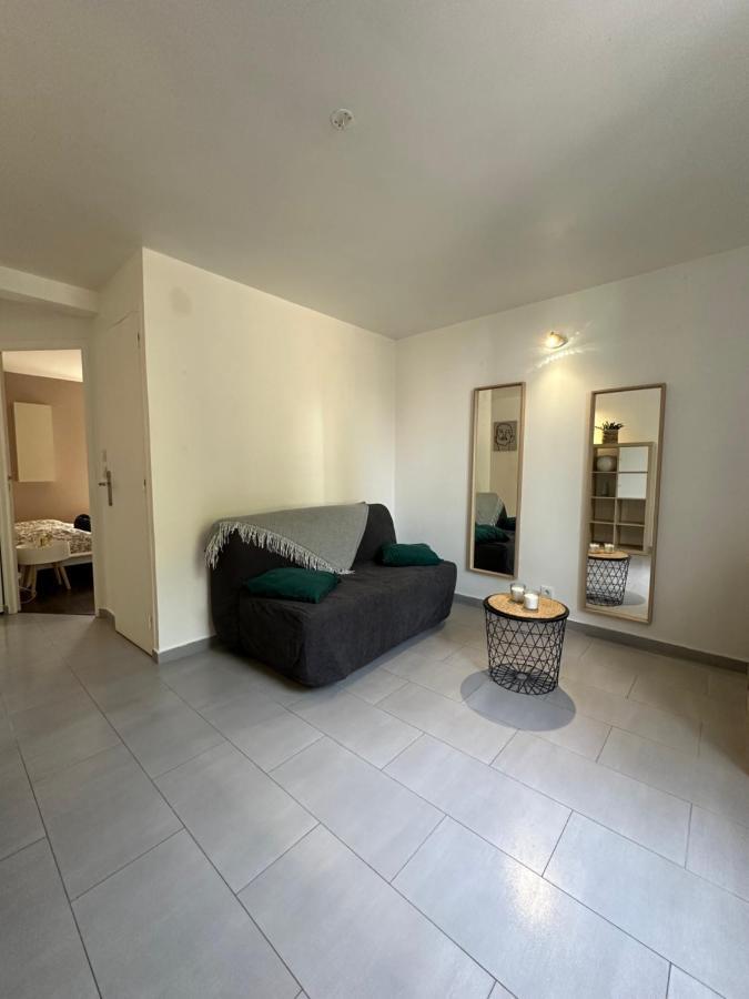 Superbe Appartement Cosy Jardin Corbeil-Essonnes Zewnętrze zdjęcie